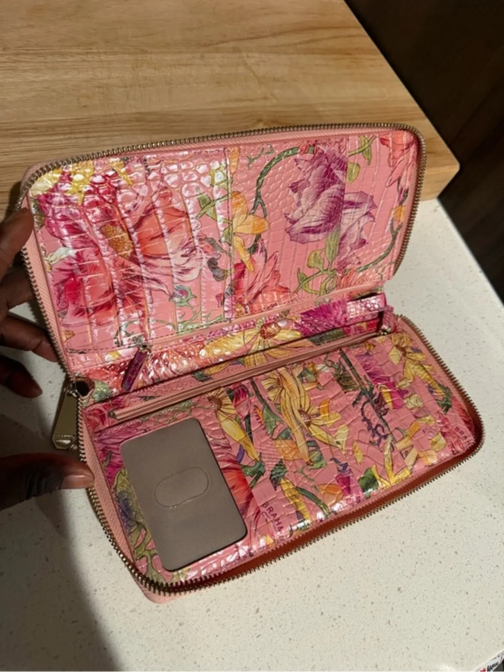 Brahmin perennial Melbourne Leather Skyler‎ Wallet- Floral Flowers Pink